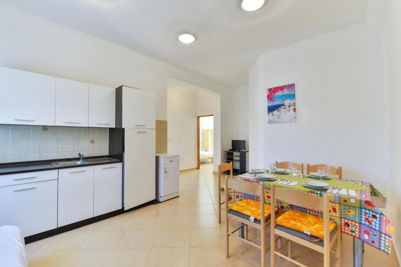 Apartments Lavanda Turanj Dış mekan fotoğraf